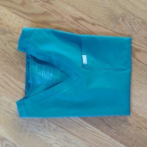 Figs Caribbean Blue Catarina top Fionlite!